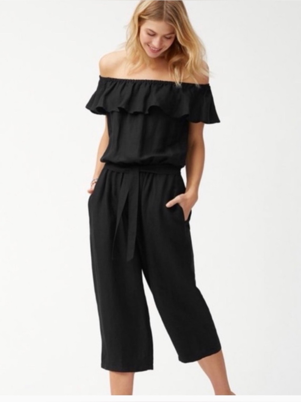 Tommy Bahama Linen Blend Cropped Off the Shoulder Black Jumpsuit Size XS Belted
